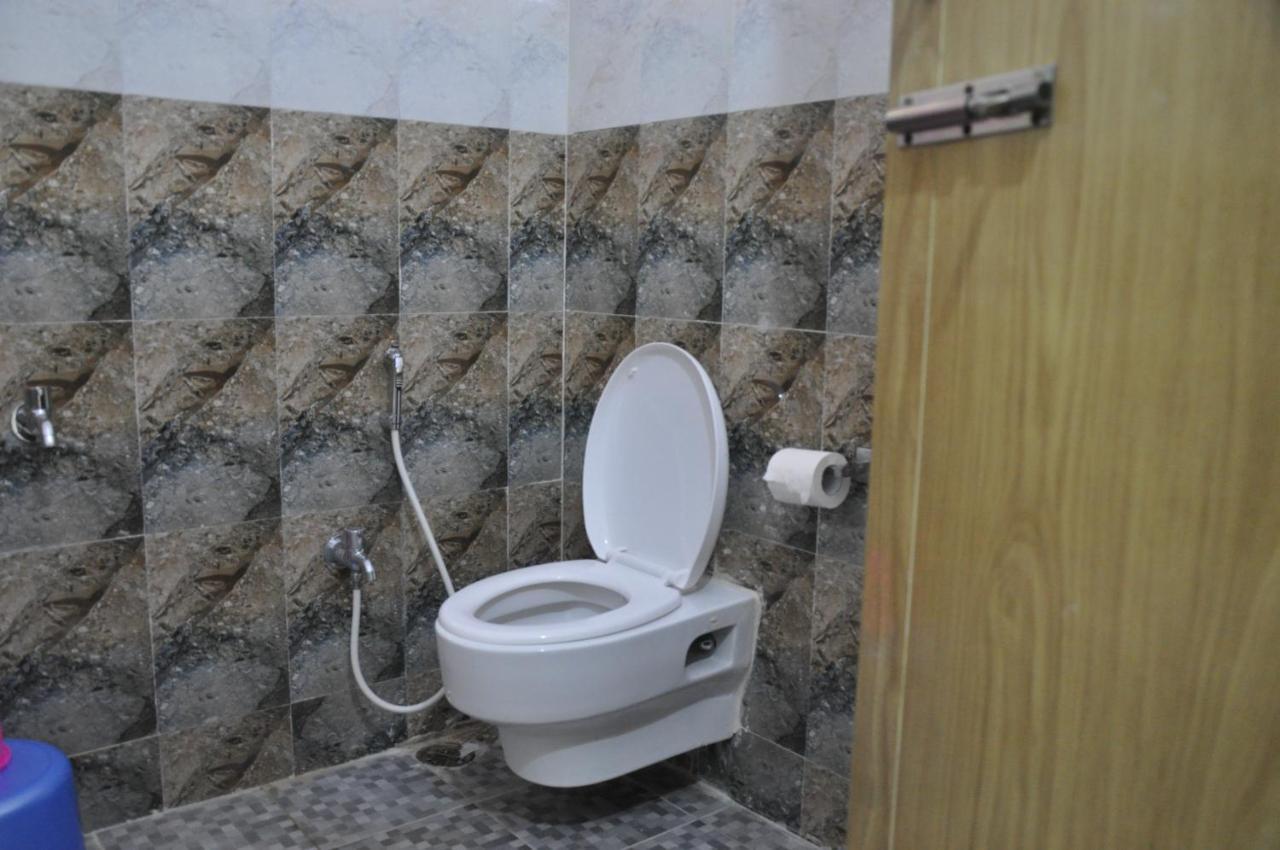 C M Hotel New Wodapatti Zewnętrze zdjęcie