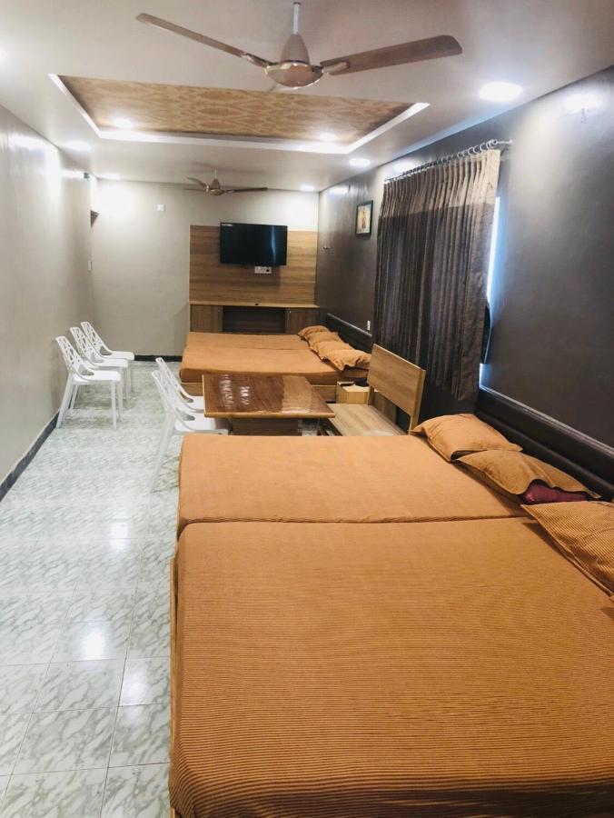 C M Hotel New Wodapatti Zewnętrze zdjęcie