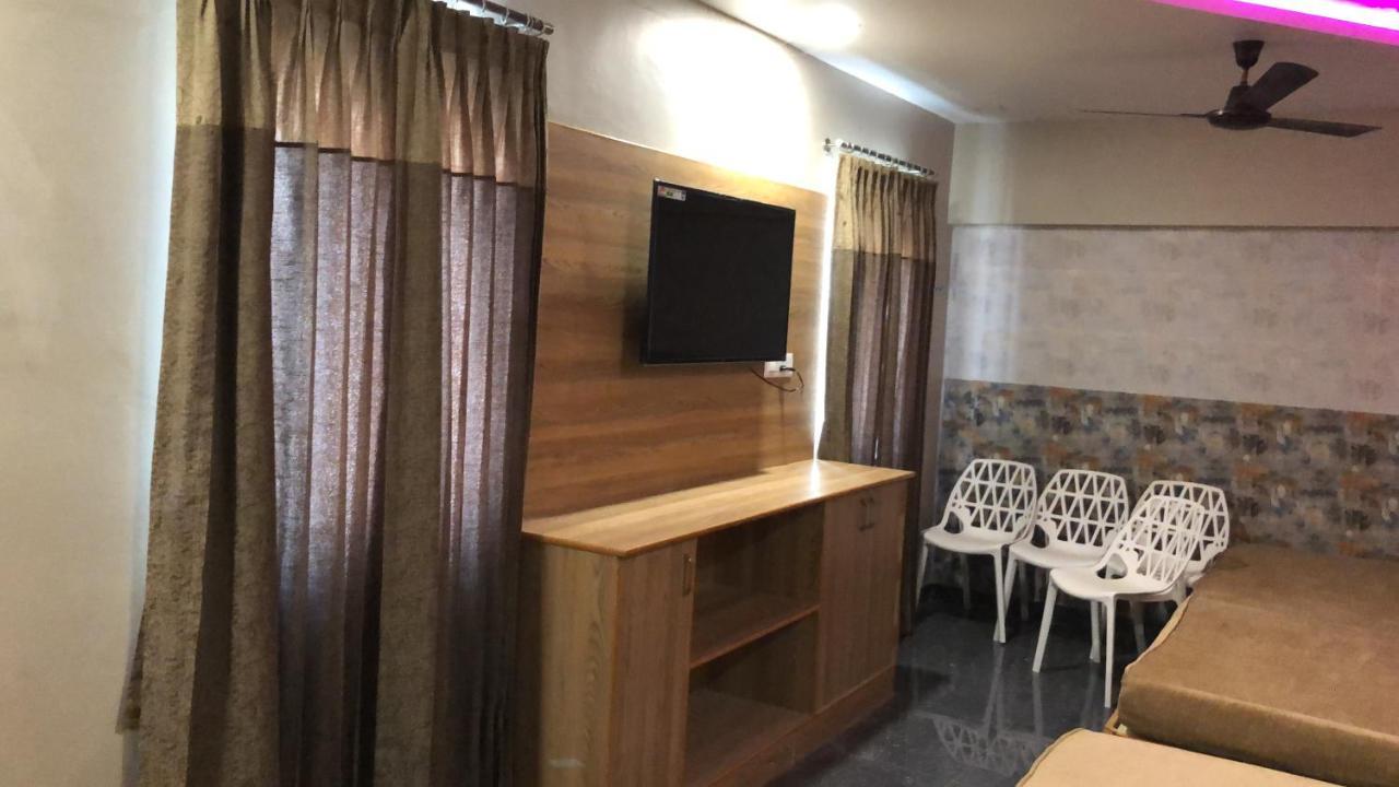 C M Hotel New Wodapatti Zewnętrze zdjęcie